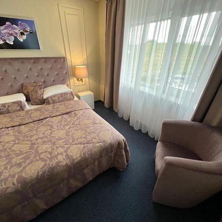 Astra Hotel Клайпеда Экстерьер фото